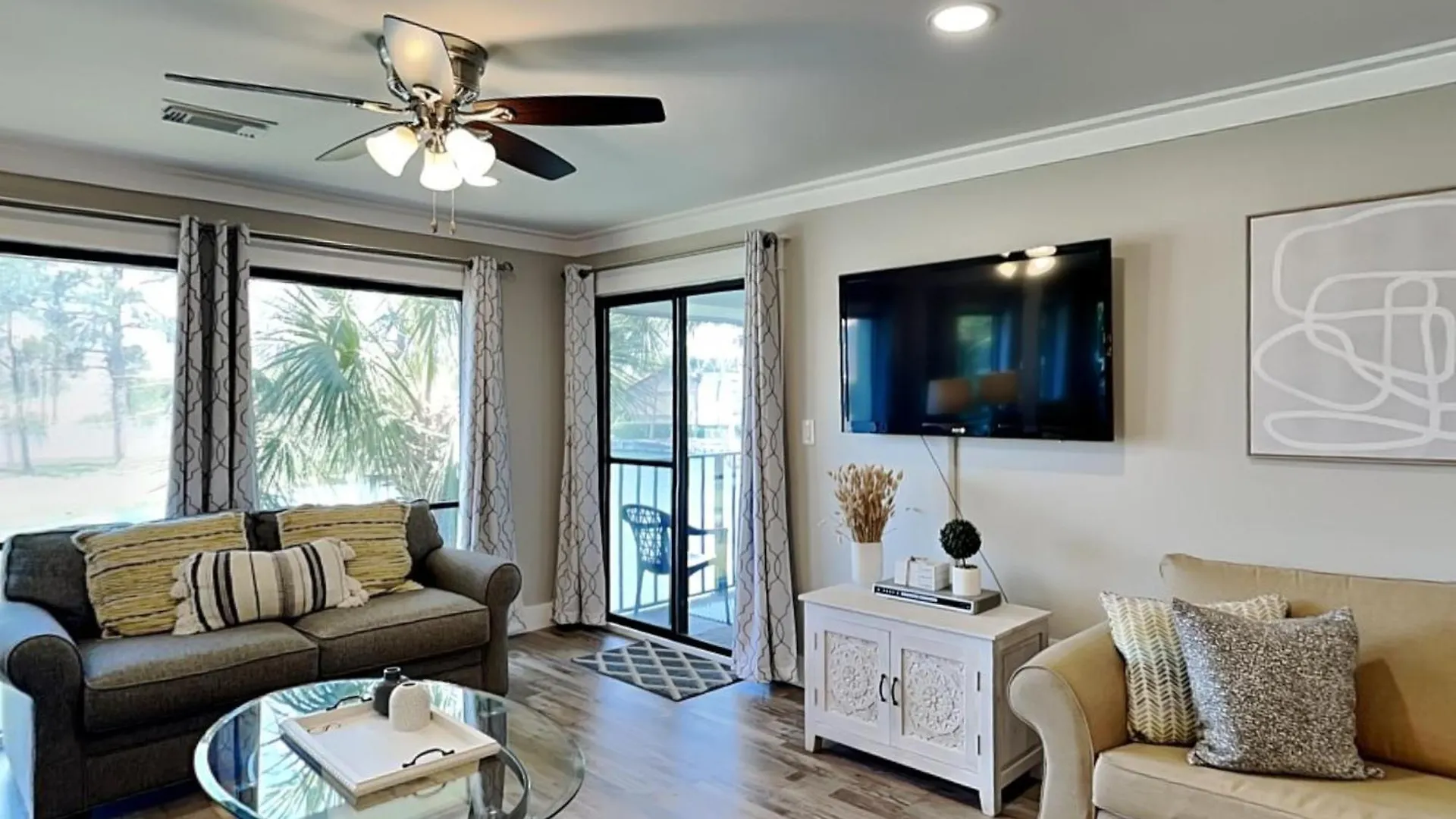 Edgewater Villa 909 contacts